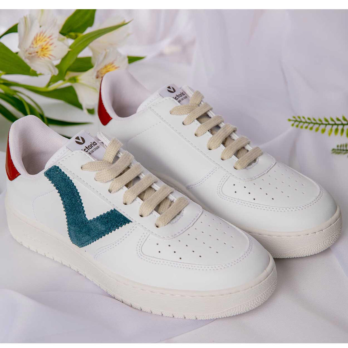 Victoria Faux Leather Sneaker Uni Wht/Gr
