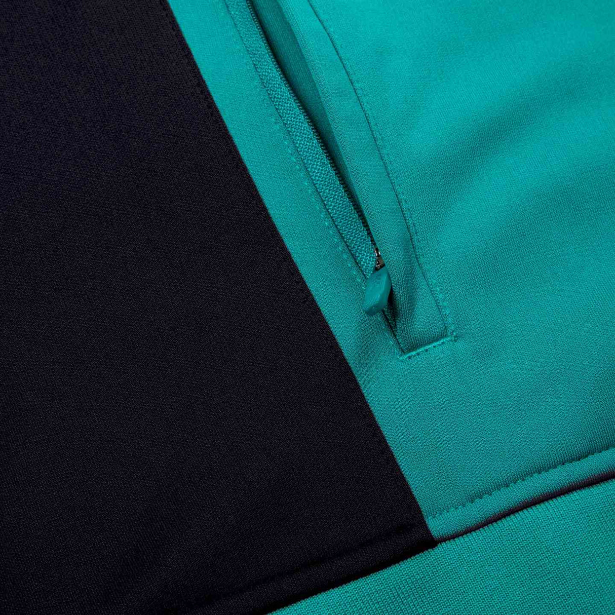 Canterbury IRFU 24 Travel Jacket Green