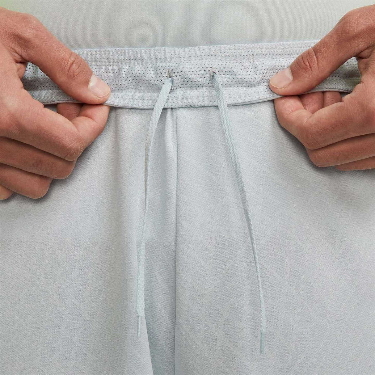 Nike Mens Dri-Fit Strike Shorts K Grey