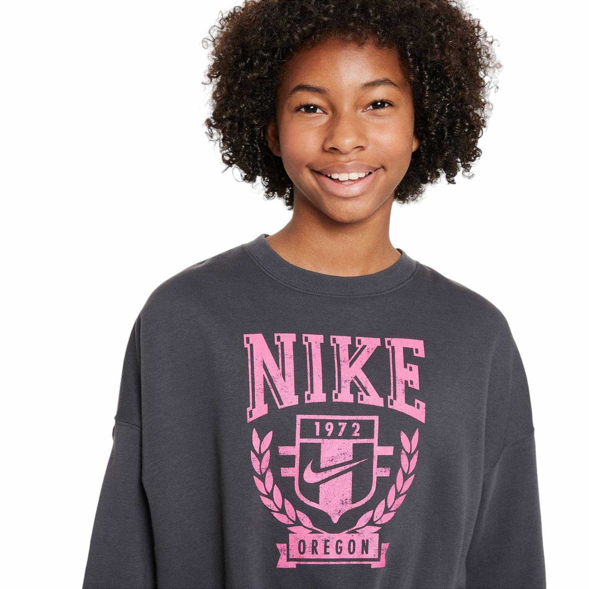 NIKE GIRLS NSW TREND FLC CREW PRNT GRY