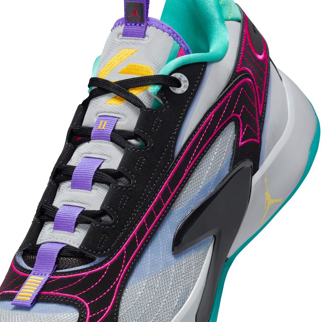 NIKE Luka 2 GREY