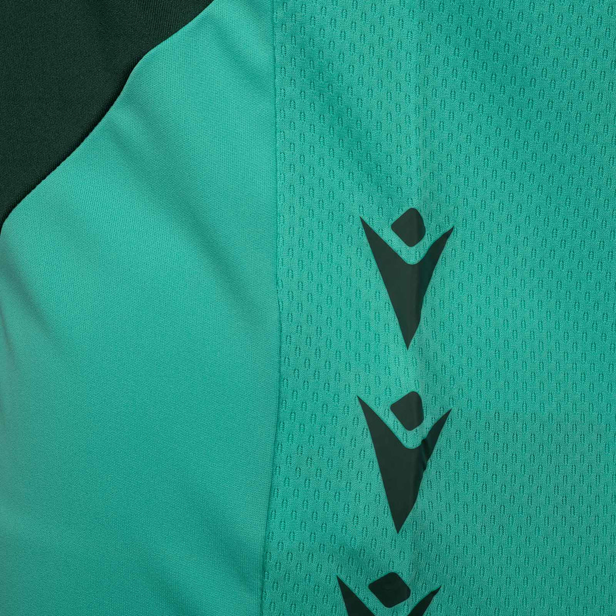 Macron Connacht 24/25 Trn Dry Tee Green