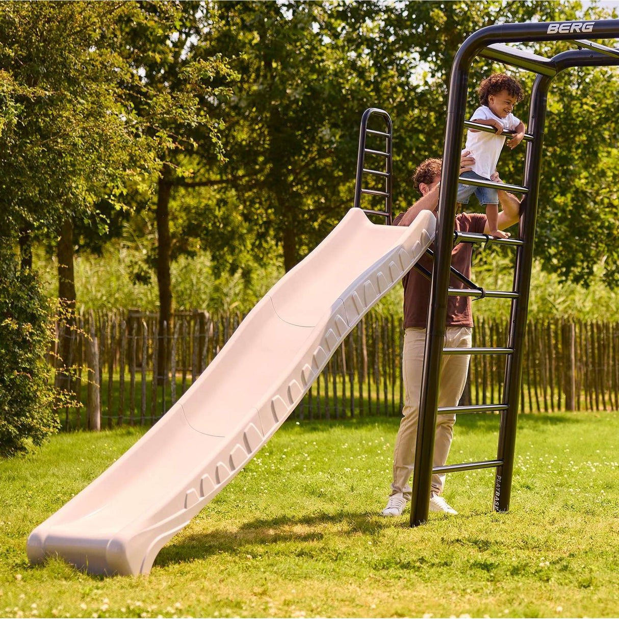 Berg Playbase Platform + Slide