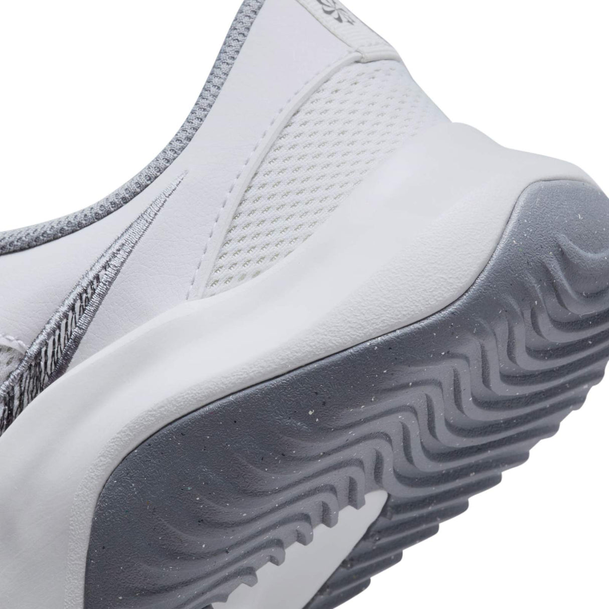 Nike Legend Essential 3 Mens White/Grey