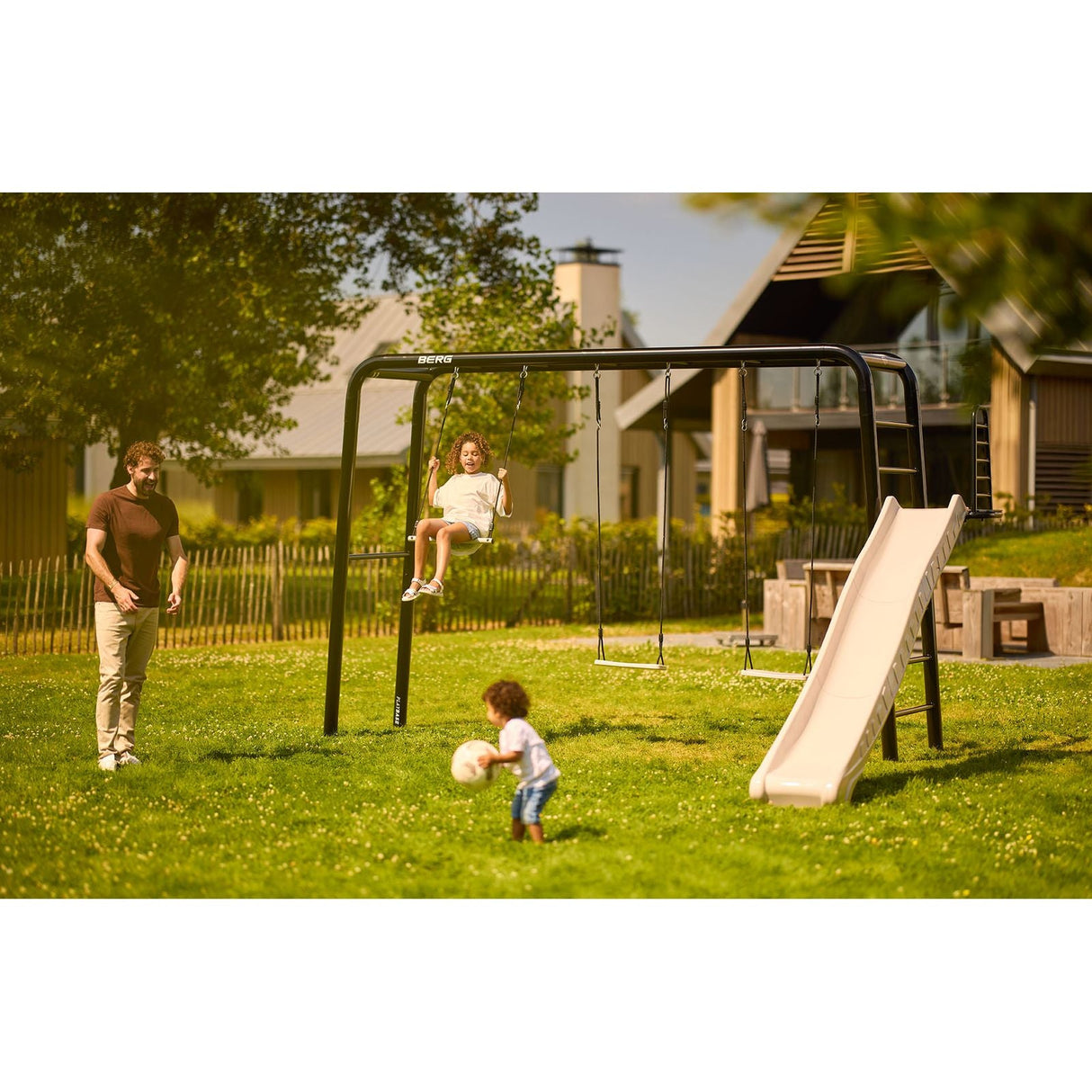 Berg Playbase Platform + Slide