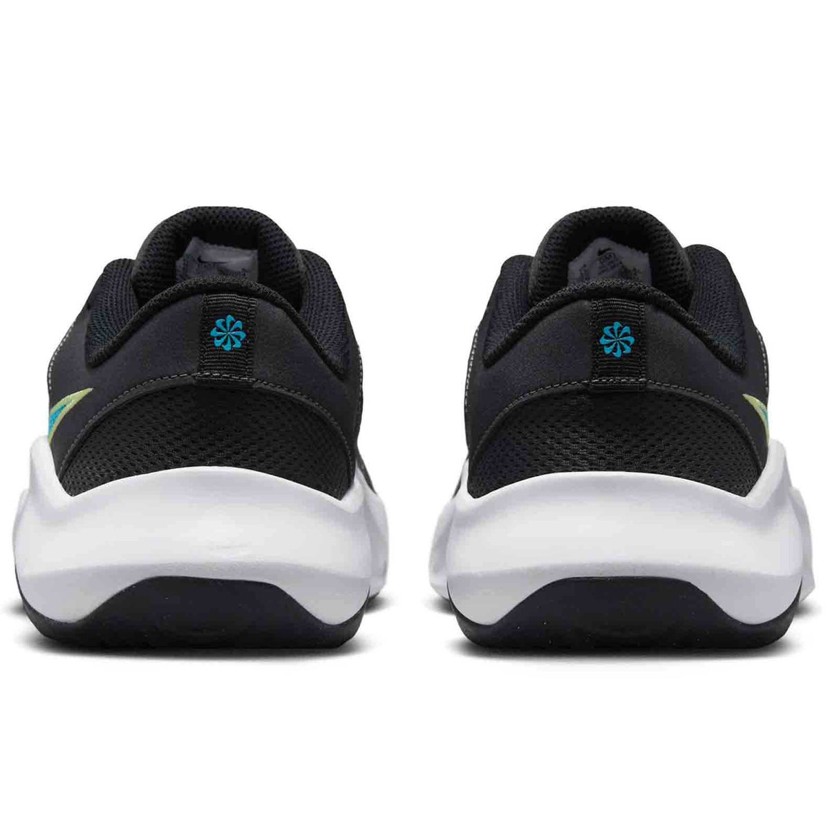 Nike Legend Essential 3 Mens Black/White