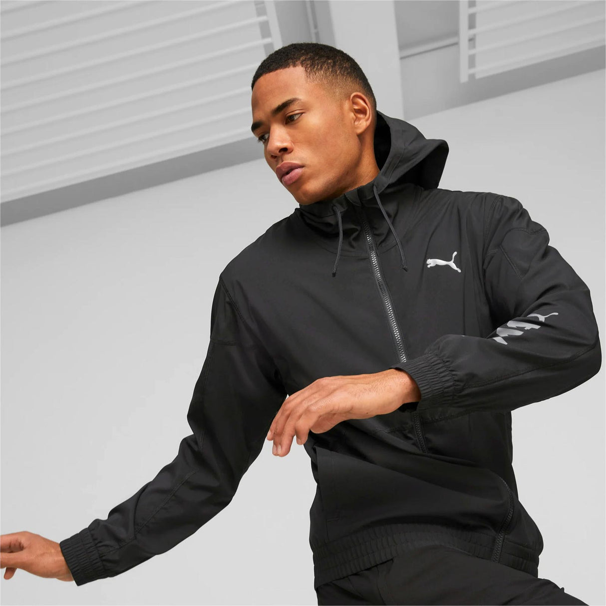 Puma Men's Fit Woven Jacket Blk