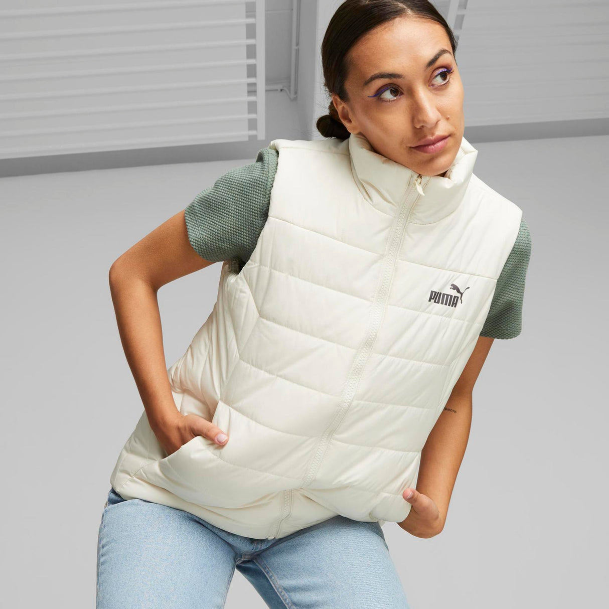 Puma Wmns ESS Padded Vest White