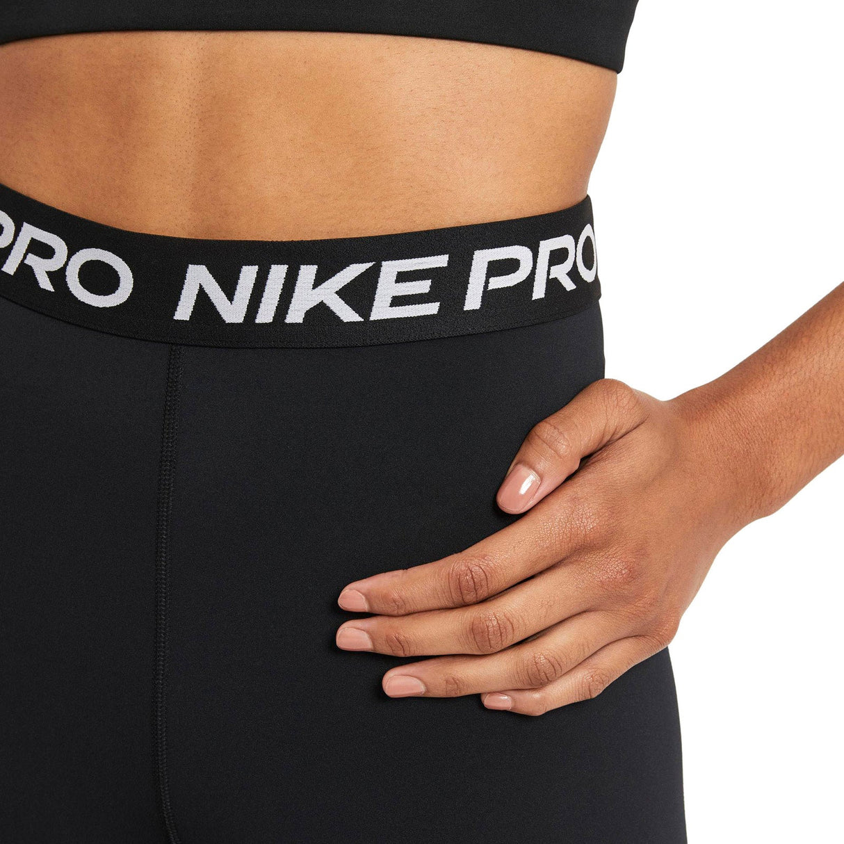 NIKE PRO 365 SHORT 7 IN HI RISE BLACK