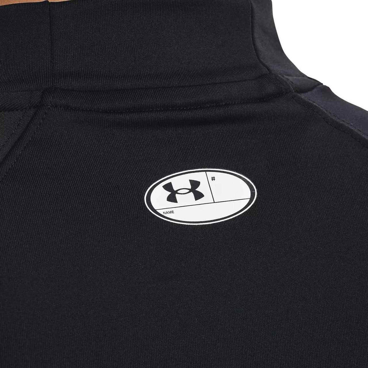 UA Wmn Authentics Mockneck BLACK