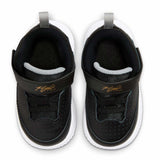 Jordan Max Aura 5 Inf Boys Black/Gold