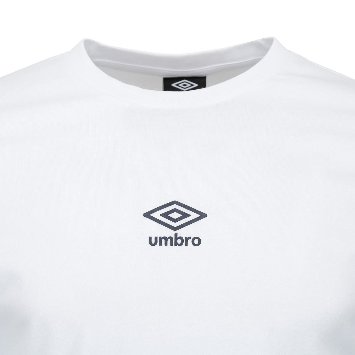 UMBRO STADIUM GRAPHIC TEE WHITE