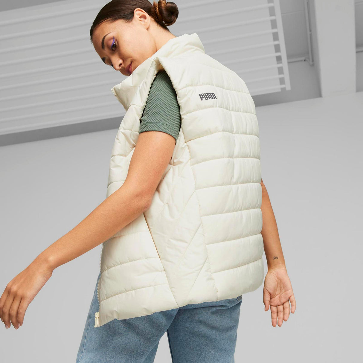 Puma Wmns ESS Padded Vest White