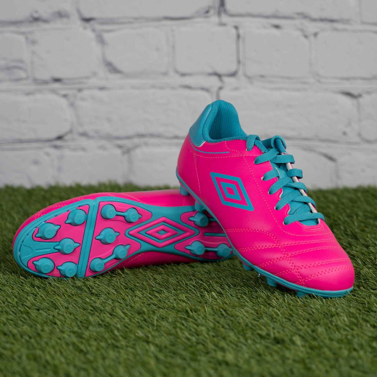 Umbro Kids Classico VIII HGR Pink