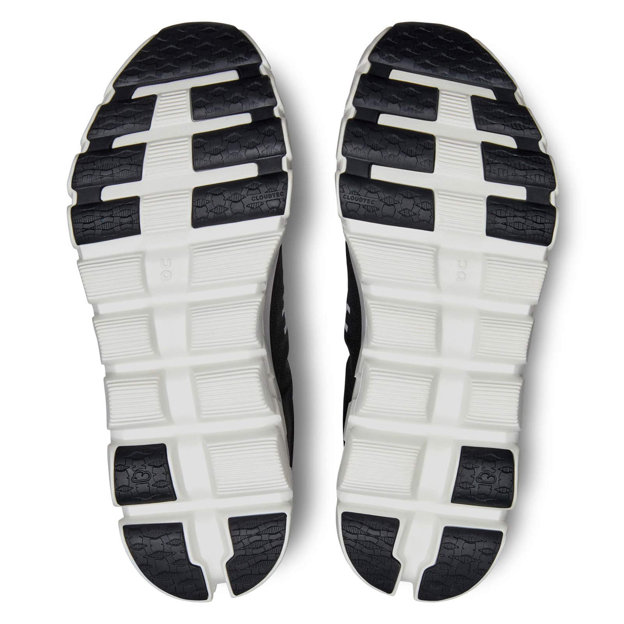 ON Cloudflow 4 Womens Black/White