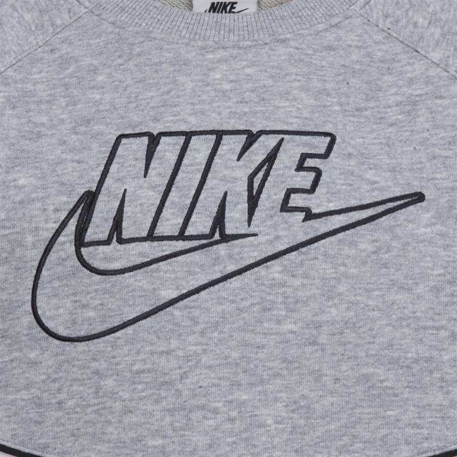 Nike Boys NSW Amplify FT Crew Set Grey