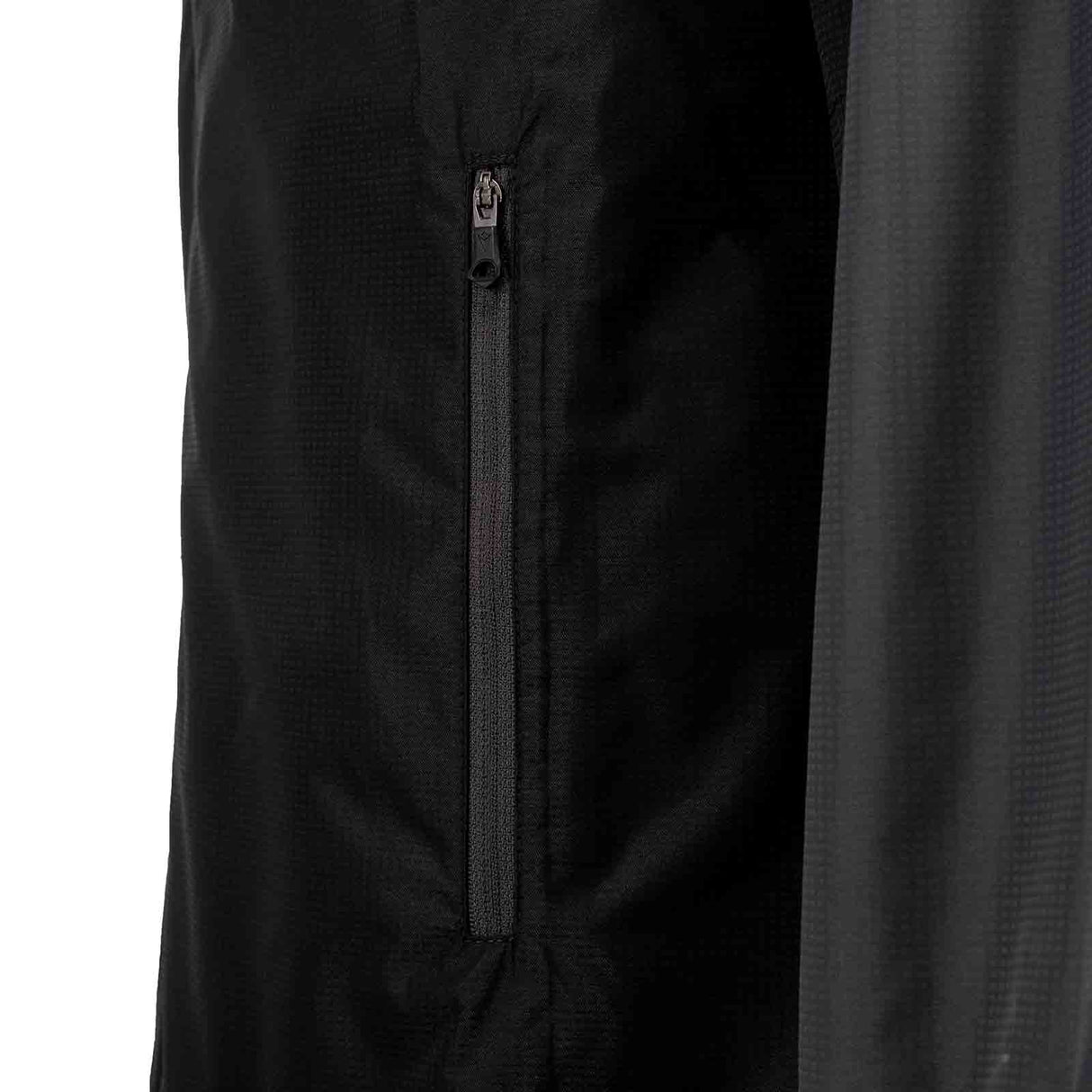 Macron Connacht 23/24 Wproof Jacket Blk