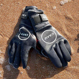 Zone3 Heat-Tech Neoprene Swim Gloves Blk