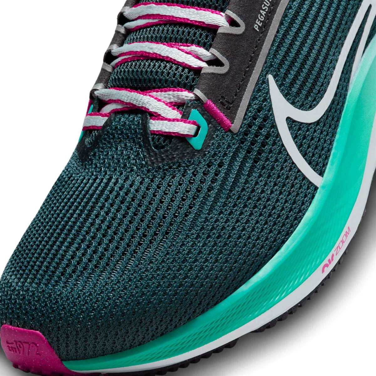 Nike Pegasus 40 Womens Green