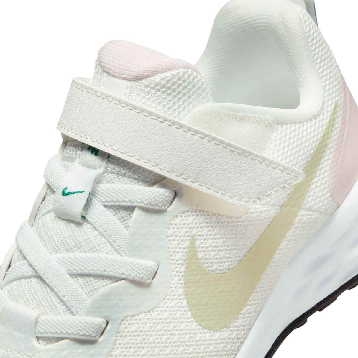 Nike Revolution 6 Jnr White