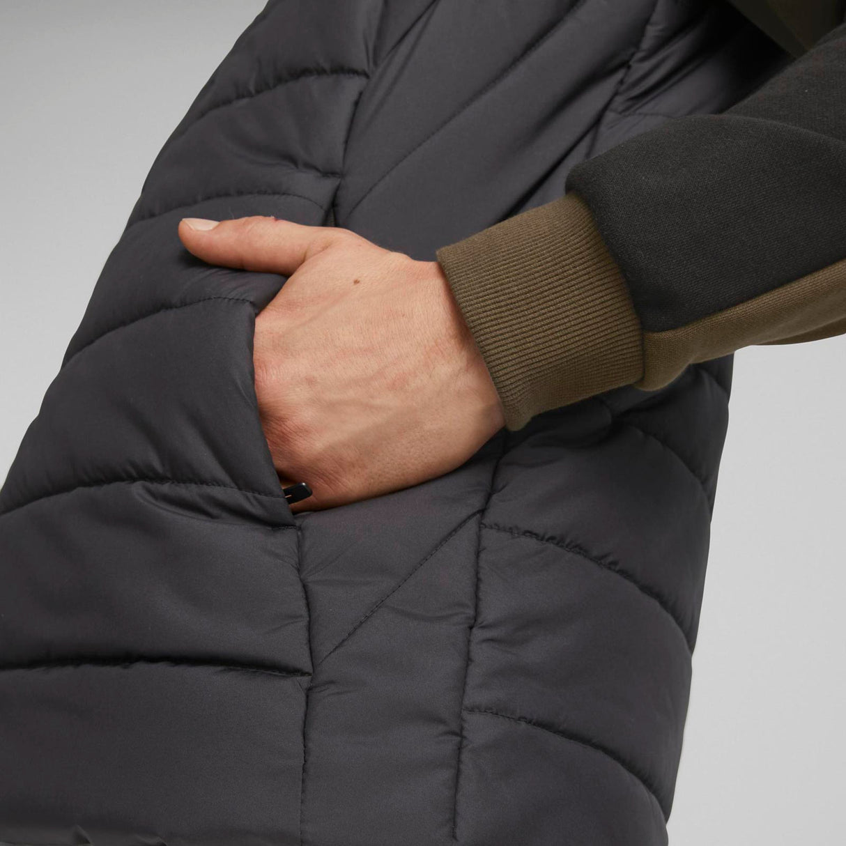 Puma Mens ESS Padded Vest Black