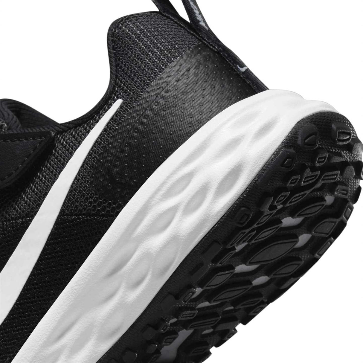 Nike Revolution 6 Jnr Unisex Black/White