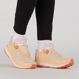 SALOMON ULTRA GLIDE WMNS BEIGE