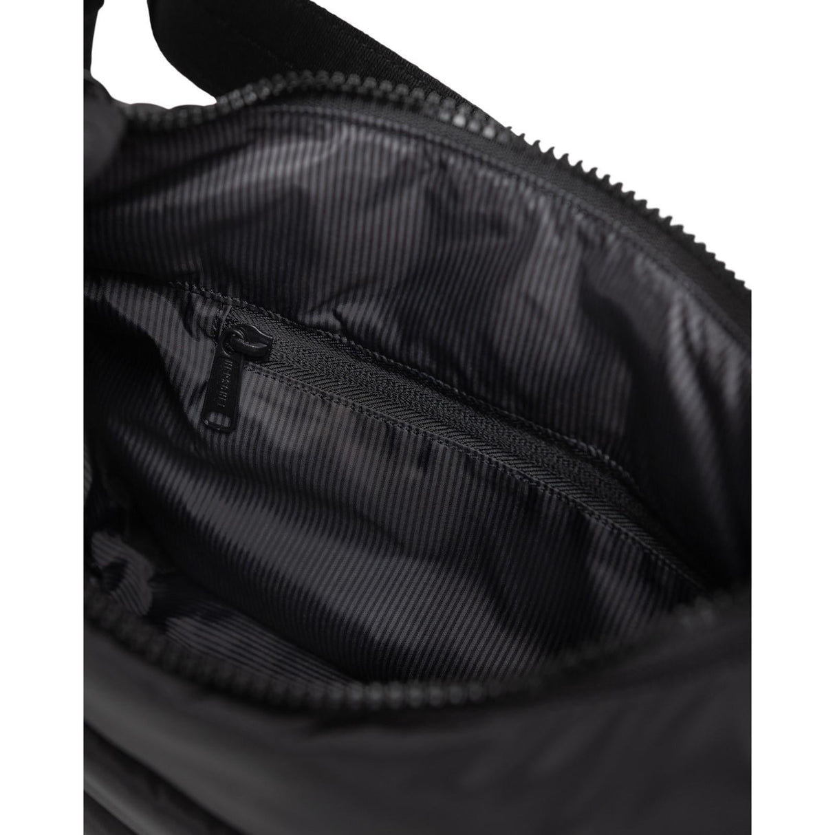 Herschel Bags Unisex Yara Shoulder Bag Black
